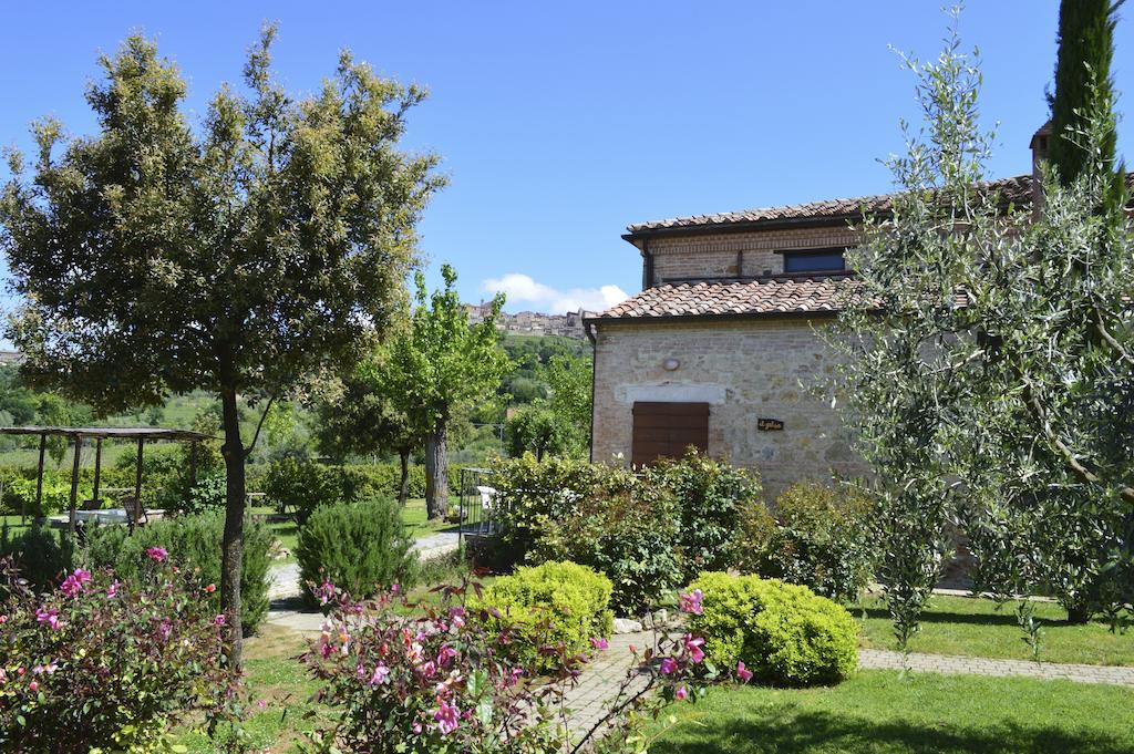 Il Palazzo Dei Diavoli Villa Montepulciano Bilik gambar
